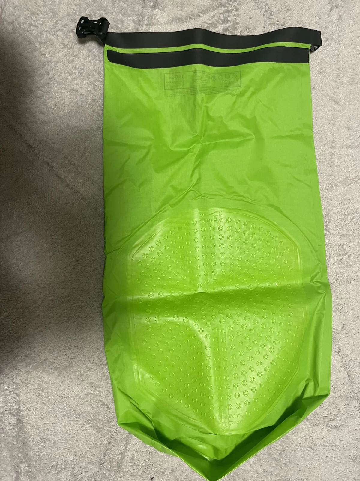 Scrubba Wash Bagの内側にある突起状の洗濯板